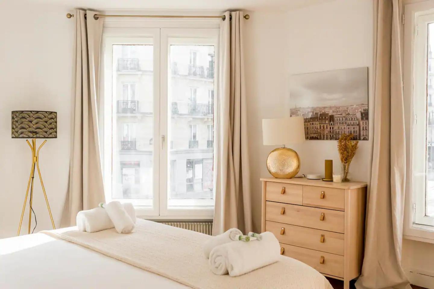 8P - 3Br Le Marais Spacious - Central - Historic Apt Париж Экстерьер фото