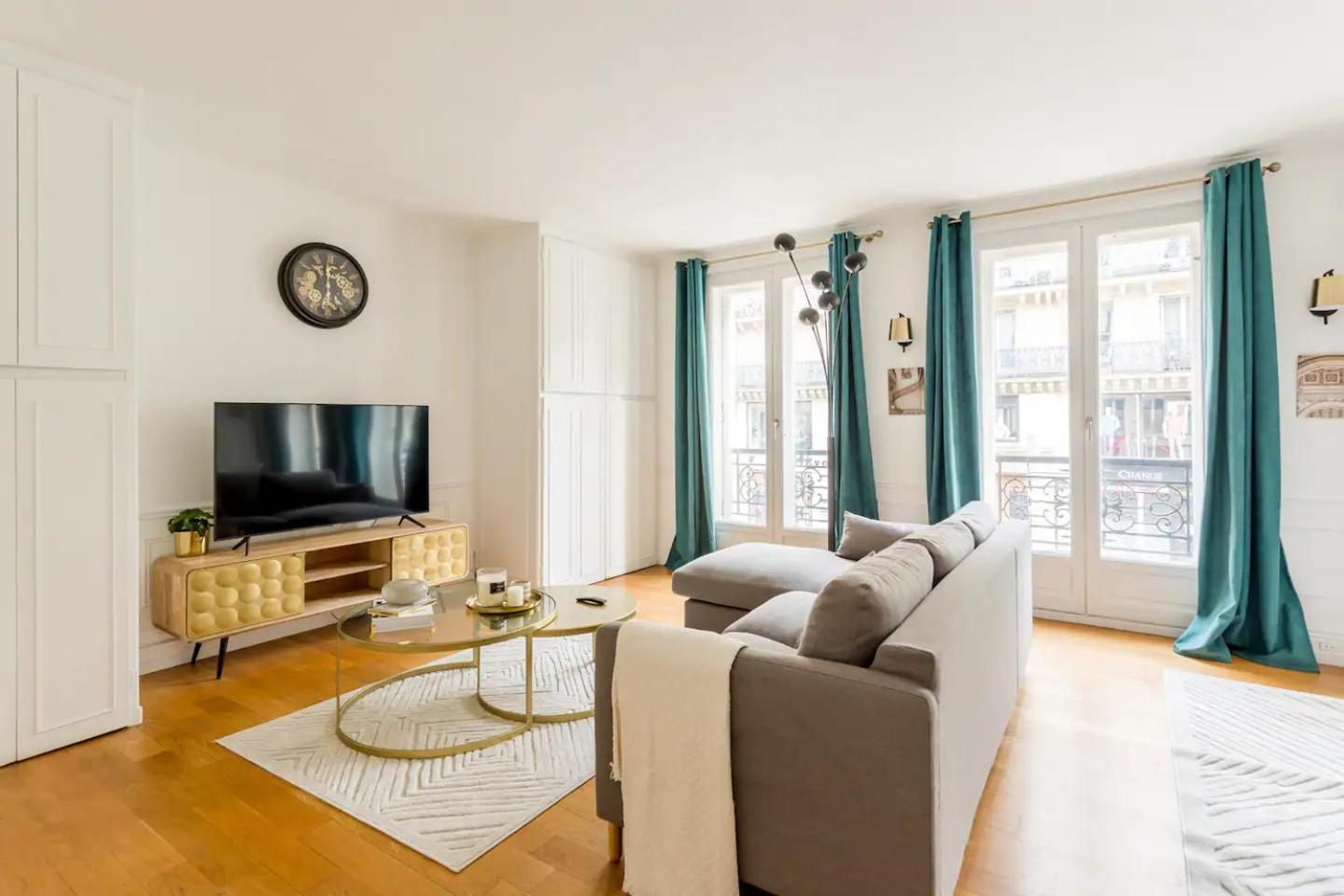 8P - 3Br Le Marais Spacious - Central - Historic Apt Париж Экстерьер фото