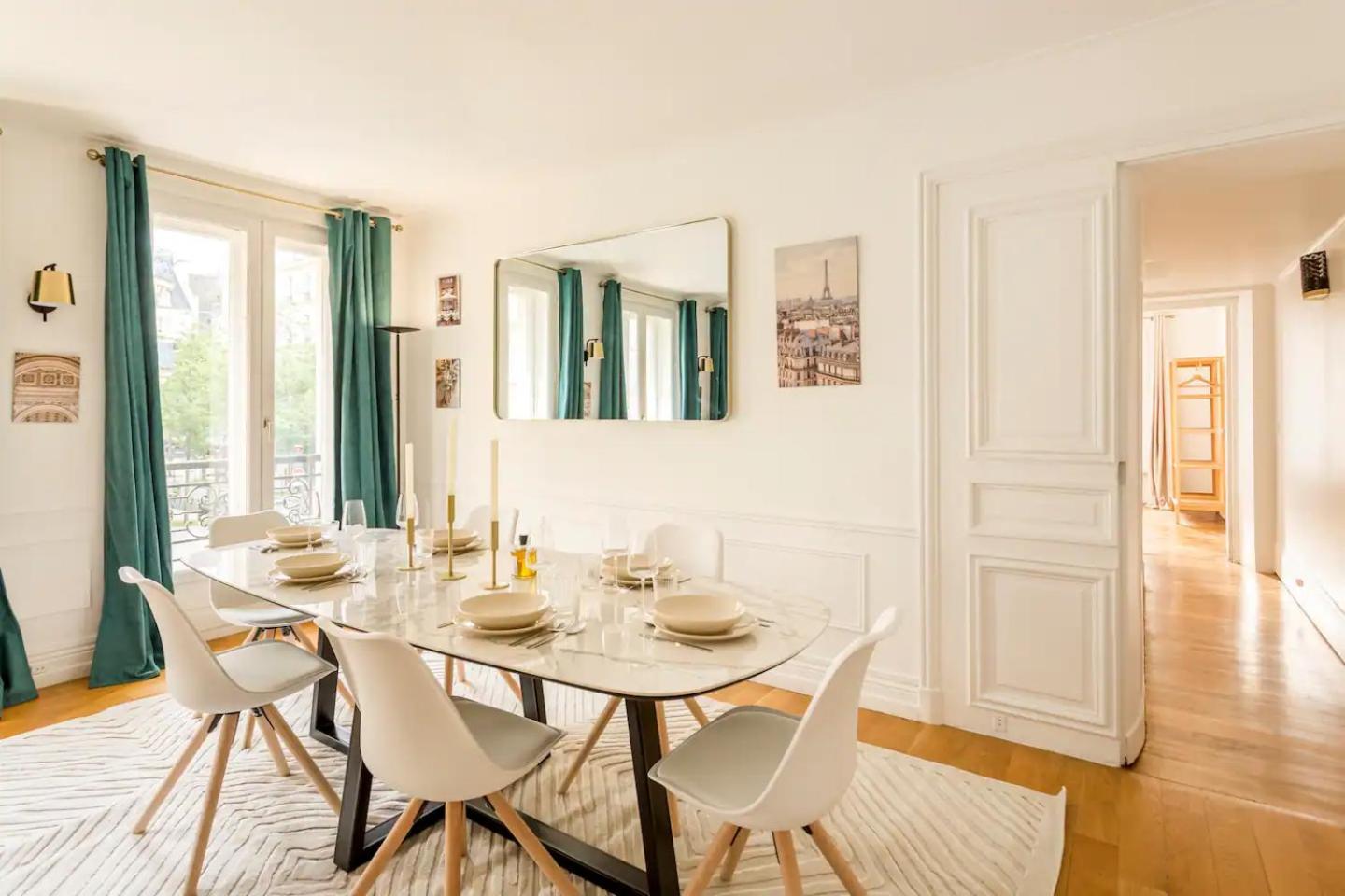 8P - 3Br Le Marais Spacious - Central - Historic Apt Париж Экстерьер фото